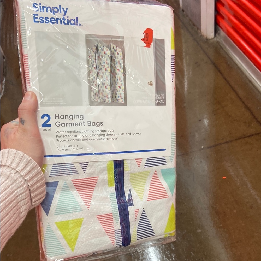NWT Simply Essential Hanging Garment Bags - comes with 2 hanging garment bags